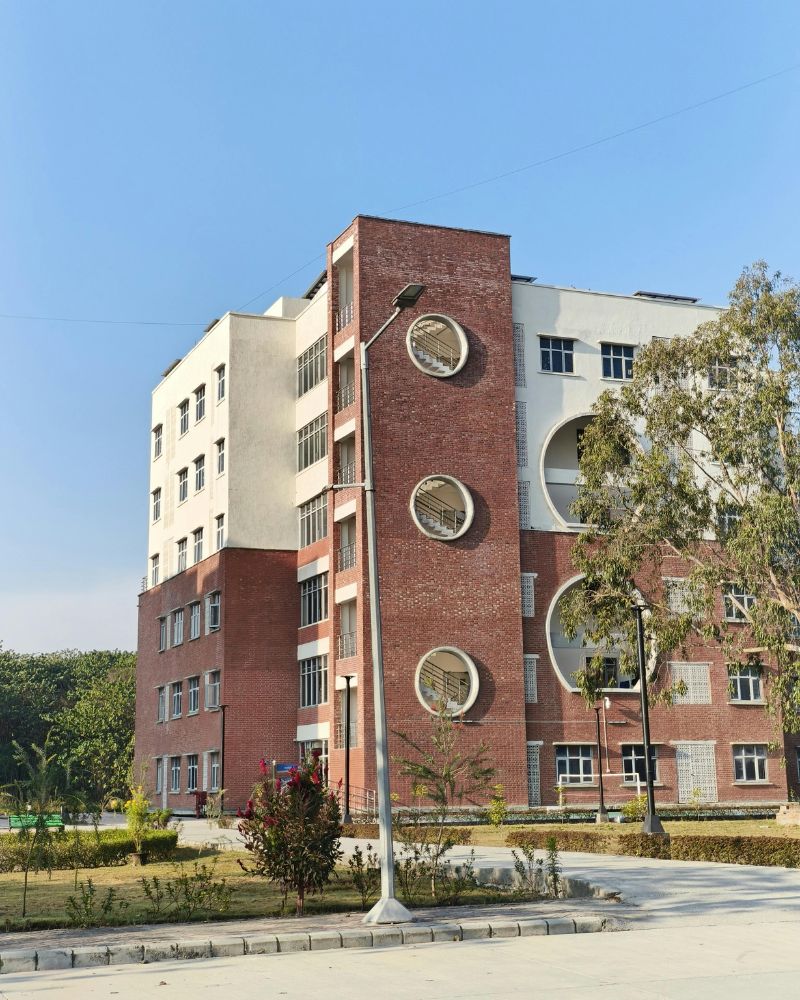 premium indian university accreditation quality assurance students campus professional education (7)
